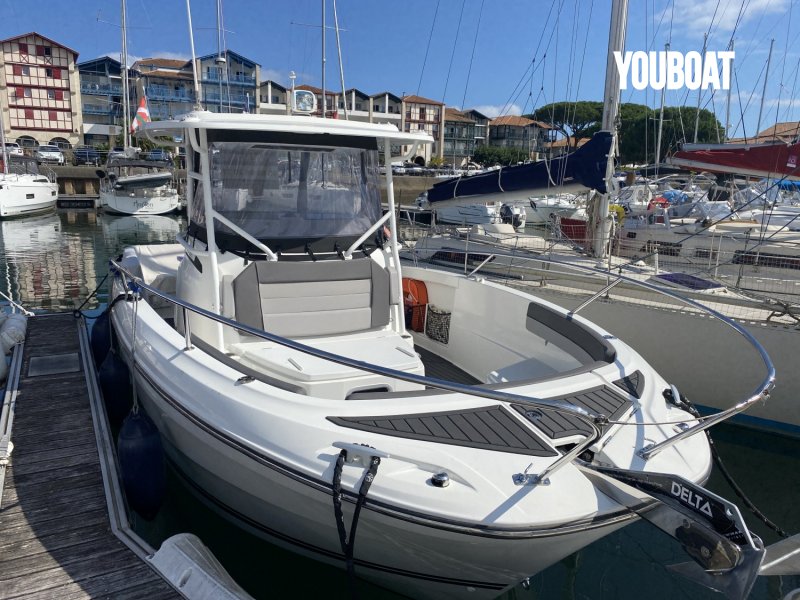 bateau-jeanneau-cap-camarat-90-cc-10066431-yb