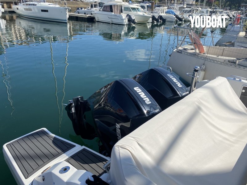 bateau-jeanneau-cap-camarat-90-cc-10066434-yb