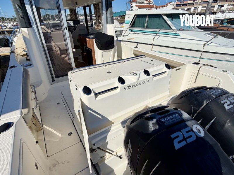 bateau-quicksilver-captur-905-pilothouse-10076714-yb