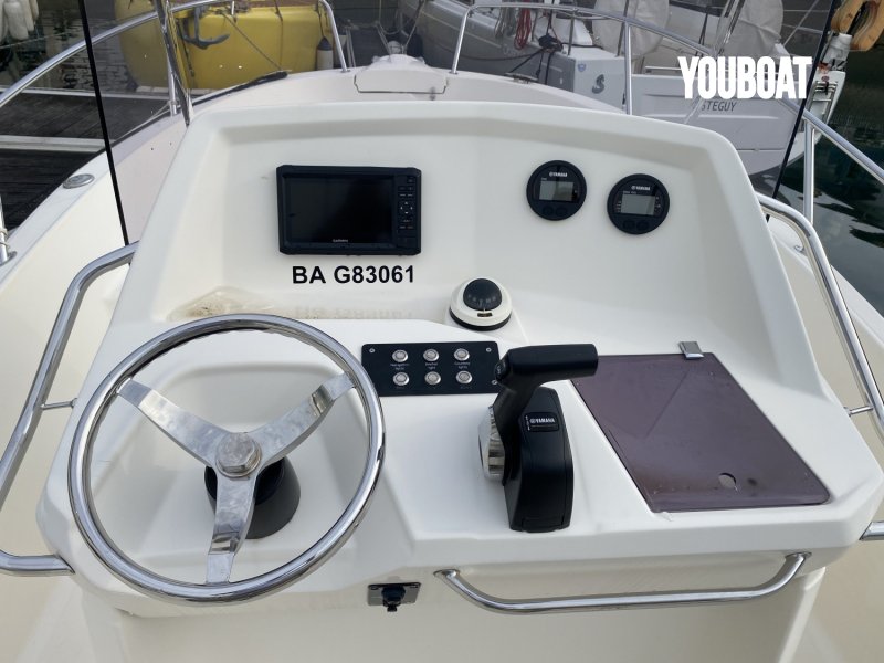 bateau-white-shark-210-cc-origin-10062694-yb